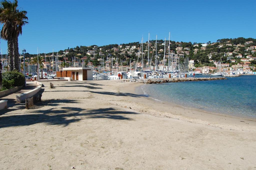 Le Barock Hotel Saint-Mandrier-sur-Mer Værelse billede